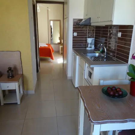 Aparthotel Lito 2*